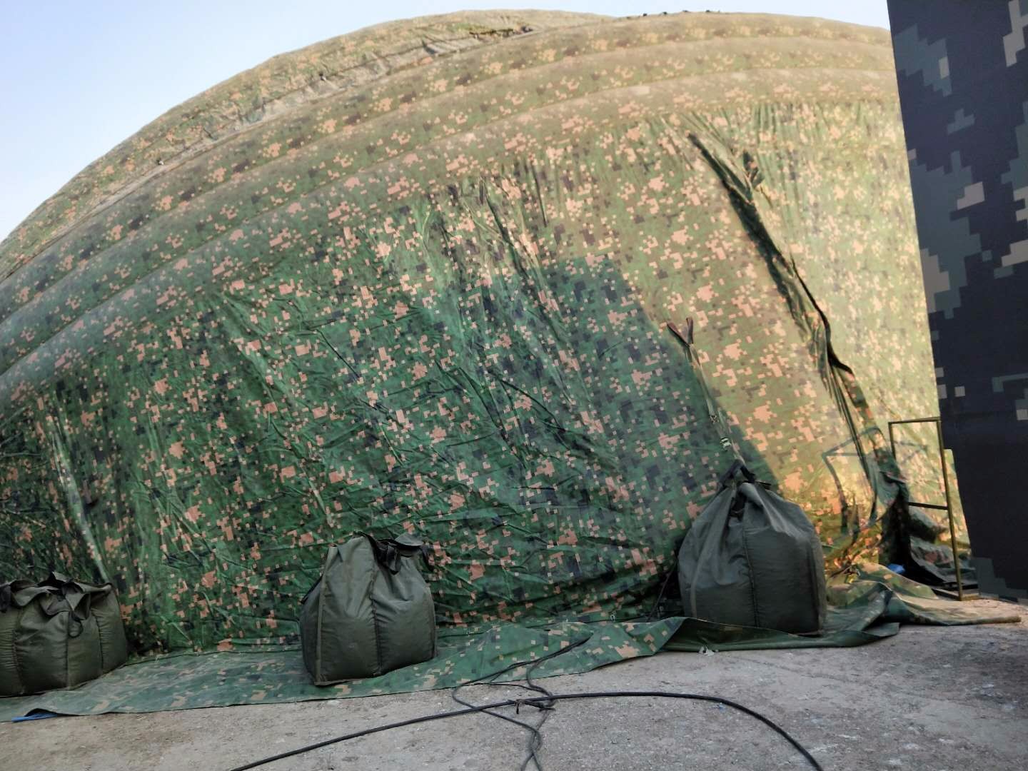 克拉玛依军用充气帐篷